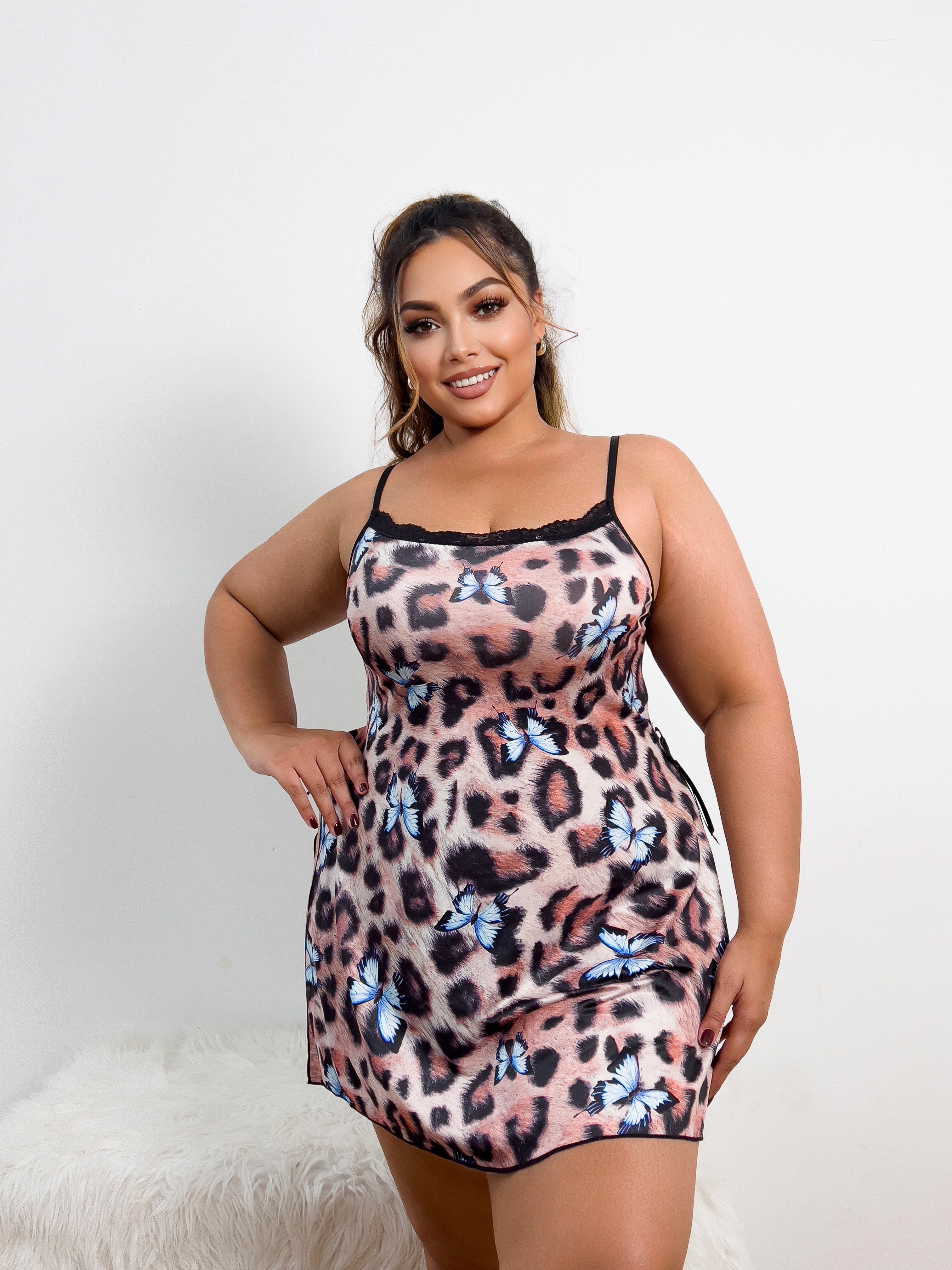 Plus Size Sexy Lingerie Dress, Women's Plus Leopard & Butterfly Print Contrast Lace Split Side Slips With Free Thong