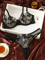 Unique Design Elegant Sexy Comfortable Thin Straps Lace and Mesh Mature Women Sexy Revealing Lingerie