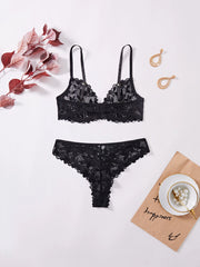 Unique Design Comfortable Floral Print Lace and Mesh Mature Women Sexy Revealing Lingerie