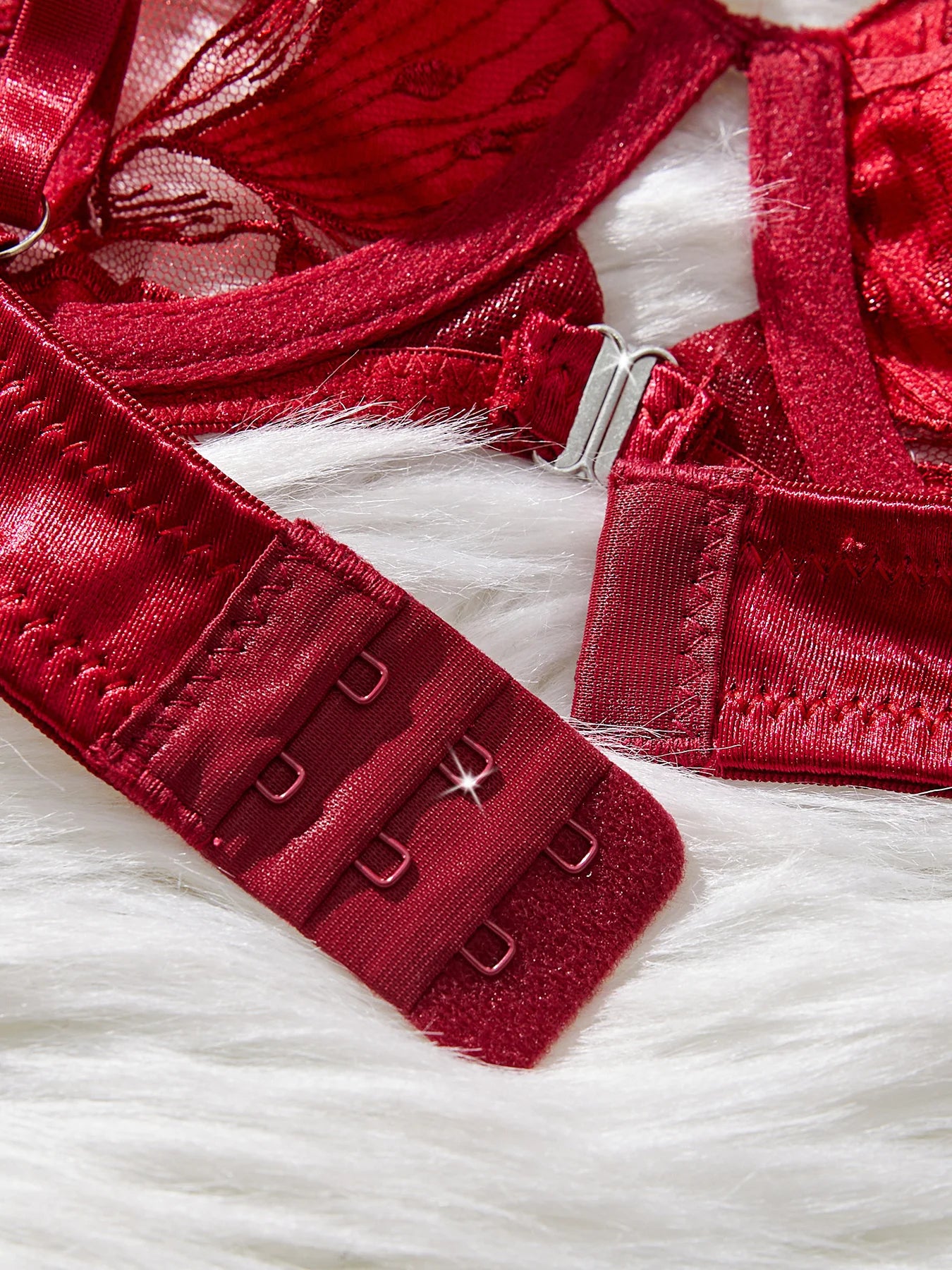 Unique Design Fashionable Comfortable Lace and Mesh Red Womens Lingerie Set